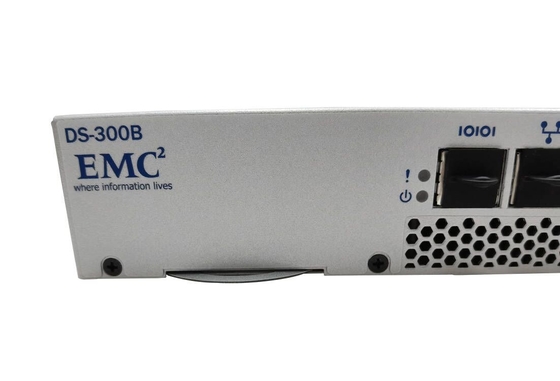 24 commutateurs gauches DS-300B du brocard San de 8G DELL EMC pour Connectrix B