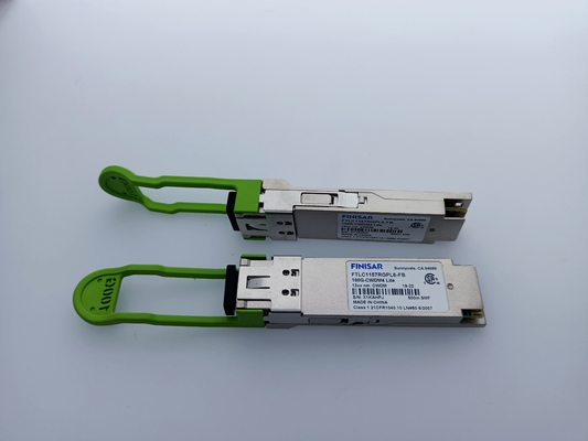 Applications originales de Finisar FTLC1157RGPL6-FB 2km 100G CWDM4 QSFP28 avec FEC