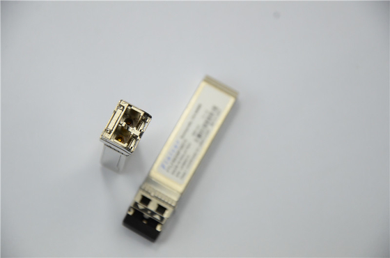Module optique que l'on peut brancher chaud à ondes courtes d'émetteur-récepteur de FTLF8529P3BCV-QL 16G SFP+ 850nm