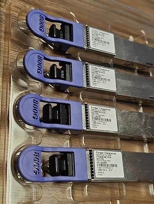 Finisar QSFP-DD-800G-DR8 500M SMF MPO16 Modules Optiques Parallèles 100G Commutateur Réseau 16 Cœurs Capacité 40G Débit de Données 1310nm