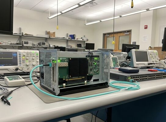 NVIDIA MCX75310AAS-NEAT 800G Ethernet InfiniBand Adapter Ultra Low Latency High Bandwidth Network Card for Data Center