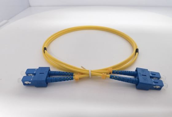 LC UPC à PVC duplex 3.0mm de mode unitaire du câble OS2 de correction de fibre de LC UPC 1m